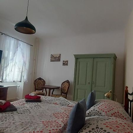 Penzion Tomino Banská Štiavnica エクステリア 写真