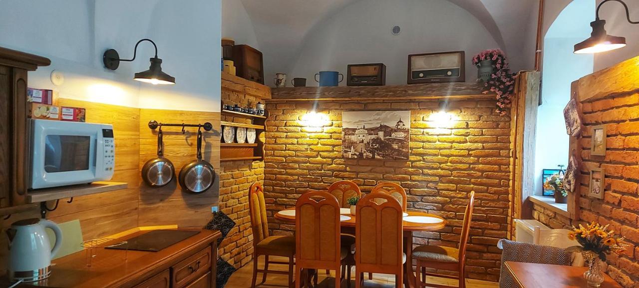 Penzion Tomino Banská Štiavnica エクステリア 写真