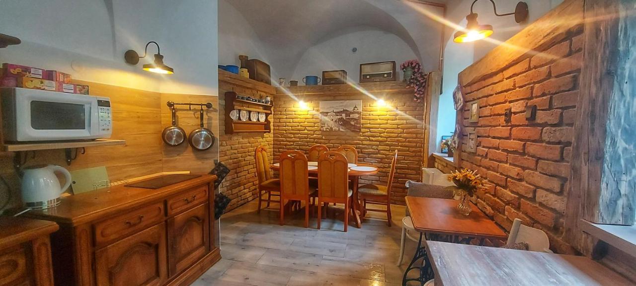 Penzion Tomino Banská Štiavnica エクステリア 写真