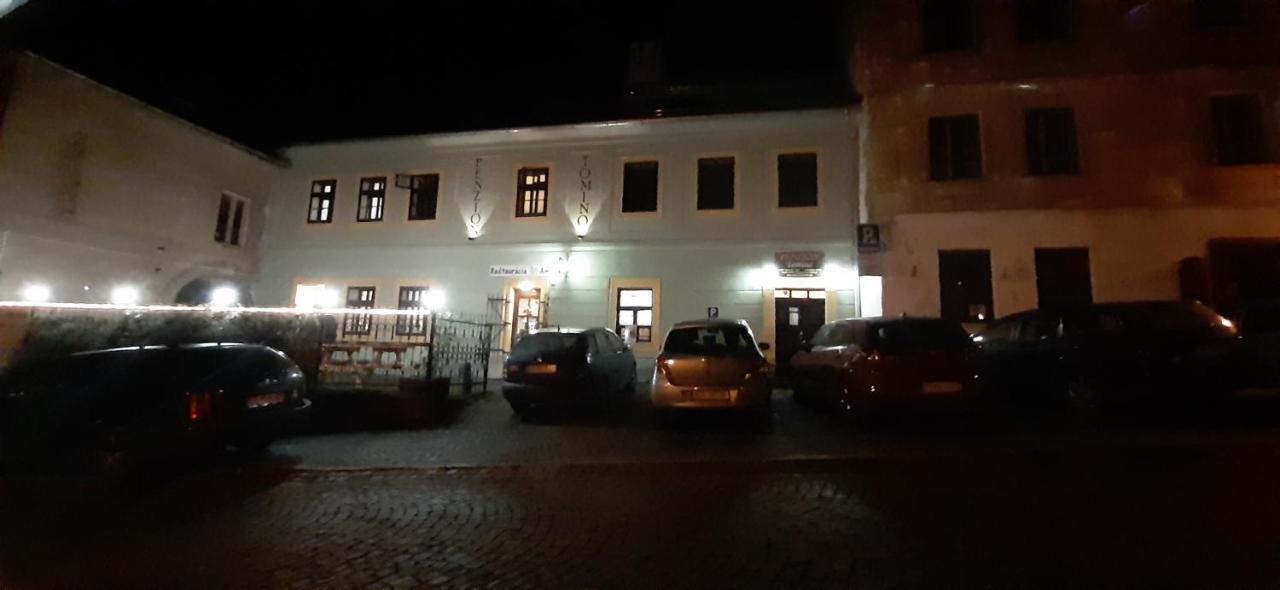 Penzion Tomino Banská Štiavnica エクステリア 写真